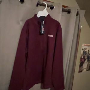 Vineyard vines mens sweater.
